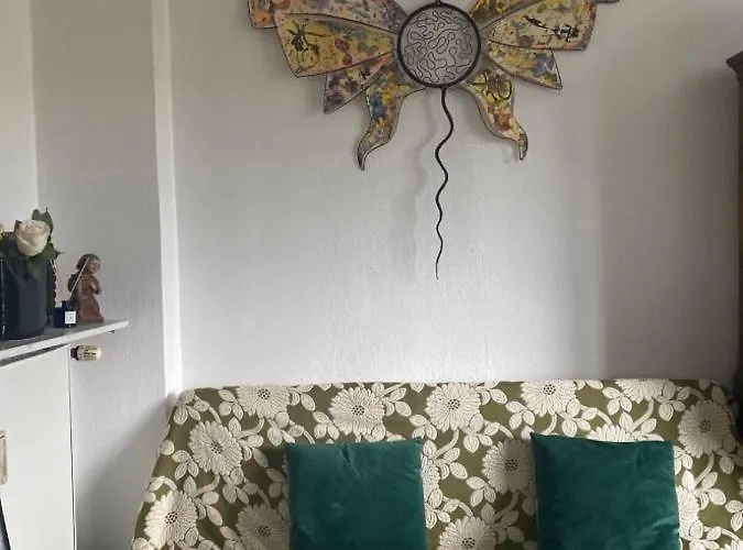 Haus Zum Rhein Apartman *